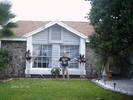 Fieldstone home siding made with concrete stone from our molds by Mrs. Clarke.